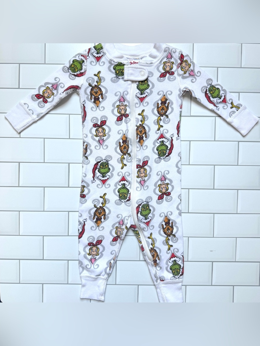 3-6M🎄 Hanna Andersson Dr. Seuss Grinch Sleeper Classic White Zipper Pajamas